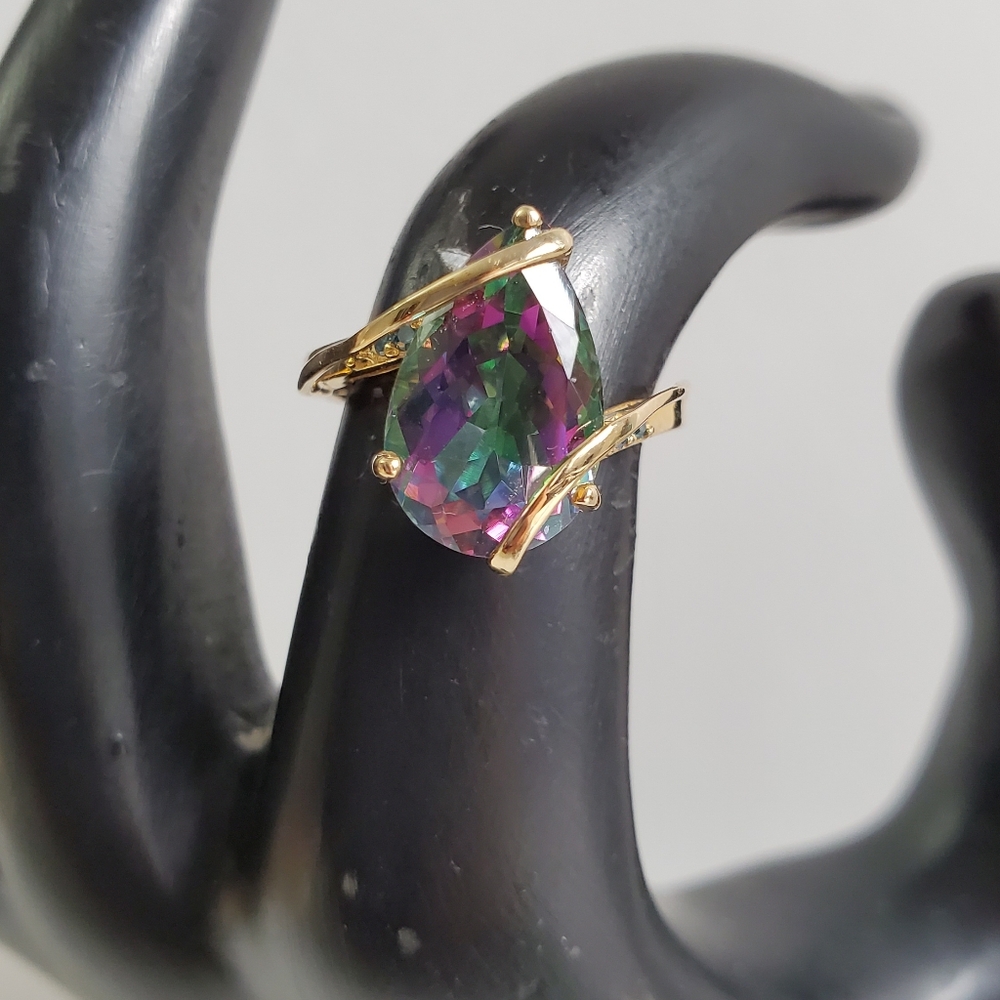 Watch Video / 14K Gold Mystic Topaz Ring
